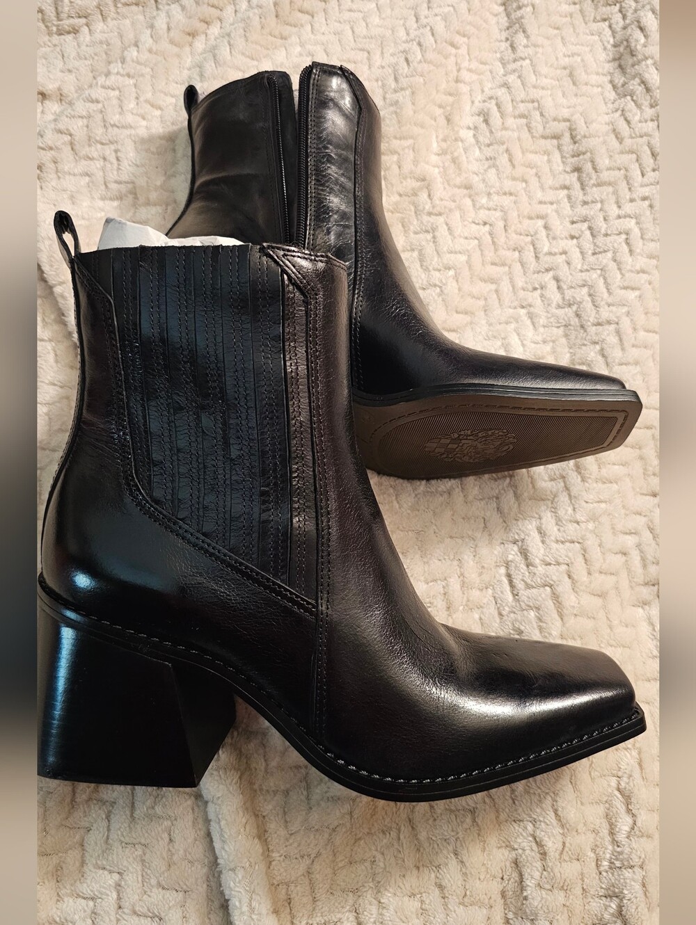 Vince Camuto Sojetta Black Boots Size 7